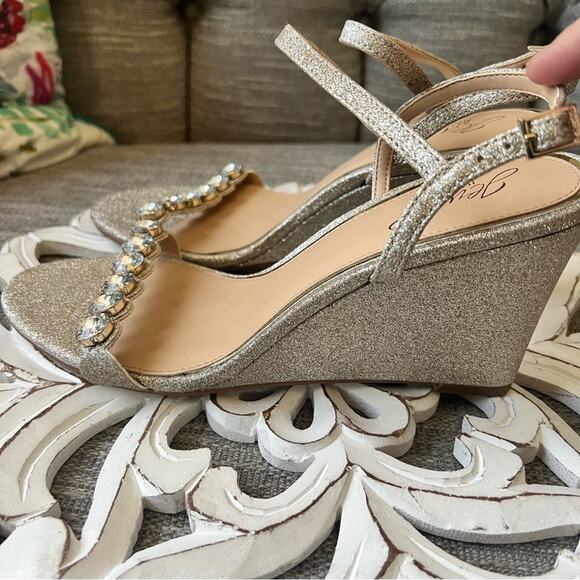 Badgley Mischka Jewel Rhinestone Wedge Heels Sandals Women’s 9 - Picture 10 of 12
